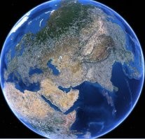 Ну, не скажите. Если Земля повёрнута Америками, то это около одного лярда. А ежели другой стороной, то 6,8 лярдов. Почуствуйте разницу.