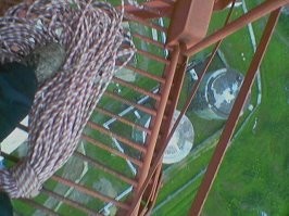 Вчера встал не с той,всё валилось.Пока доехал до работы,руки сидеть мешали.Шабашка обломилось,вздохнул спокойно и домой.Весь что то случалось,по мелочи но напрягает.Хорошо что на веревку не полез.Нехочу проверять что случится может в такой день.