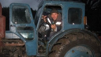 Дурёха, в следующий раз катайся с трактористом.