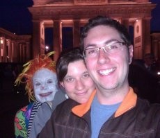 А что там Боря Моисеев делает?