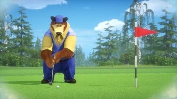 Медведь из столичного гольф-клуба носится по улицам и пугает горожан: видео