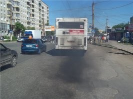 Почему тогда производство электроавтомобилей и их экспорт до настоящего момента были запрещены?  А потому что у нас нефти много, и её надо поглощать. Сколь на курение не сливай, а людей убивает мелкодисперсная взвесь мазуты вдоль дорог.  Ядерные батарейки - хорошо, безопасно, надёжно ну и йух с ними. Всё идёт по плану....