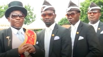 Безумный доставщик еды на скоростном моноколёсе