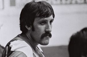 В Советском Союзе был такой баскетболист Ткаченко. Так пиндосы к его лицу пририсовывали военную форму и эти плакаты с надписью "Советская военная угроза" висели в их военных частях повсеместно. Пиндосы обсирались только от одного вида. По жизни, кстати очень добрый и вежливый человек.