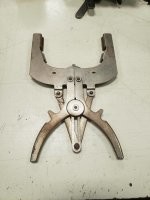 Только не для снятия, а для установки поршневых колец.