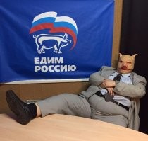 В сентябре ВЫБОРЫ, а Сергей Шнуров состоит в "Партии роста" и может набрать больше голосов чем депутаты от ЕдРо. 

.
И поэтому, ЕдРо будет сейчас гасить всех кто может составить им конкуренцию! 
.