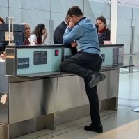 40 человек, которых фотографы застигли в самых нелепых позах