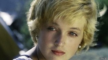 Недавно узнал, Гусева, оказывается дочь Амановой.