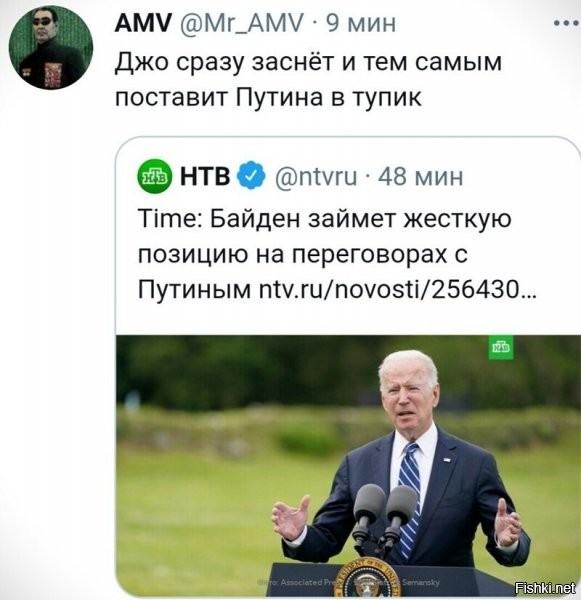 Я бы на месте Путина и встречаться не стал, сейчас этот юноша от избытка чувств кони двинет, так потом в жизни не отмоешься.
