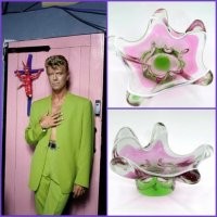 Ищите - "Боуи и салатники"