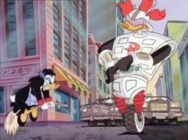 Тройничок: встреча таксиста, скутериста и парня на моноколесе