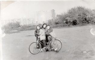 Храждане, добавляем свои ламповые. ФЭД-2, 1990й, Павлодар