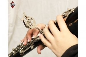 19. Называется лира, подставка для нот