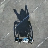 Мотоциклист радуется два раза. Первый когда покупает мотоцикл а второй когда выписывается из больницы.