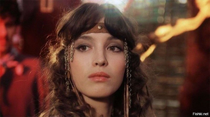 Первая роль Анны Самохиной-Мерседес, из фильма "Узник замка Иф".