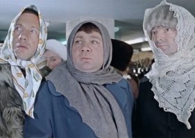 Комментарии в разных группах к постам