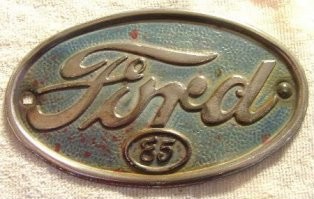 Слизано вплоть до шрифта