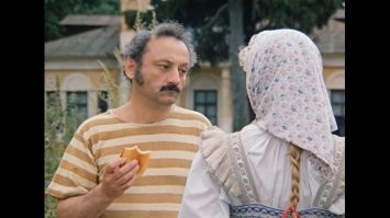 Она не одна придет