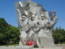 Памятник Подольским курсантам