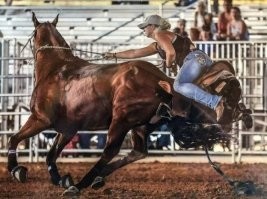 такое ощущение что самое интересное этой даме еще прилетит