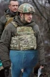 Сторожевой корабль ВМС РФ открыл огонь по британскому эсминцу