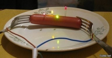 а хуле.... вилка обычная, это даже очень электрический прибор!!!