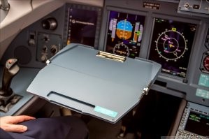 Отсюда идея взята, на нем тоже кушать удобно)