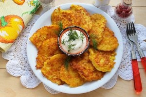 А где русская пюрешка? Где белорусские драники?