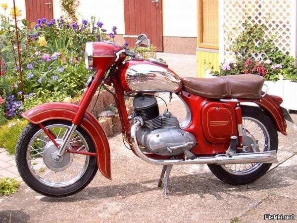 5 крутых мотоциклов, о которых мечтал каждый школьник в СССР