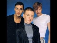 Что-то все на месте "мелкого из иванушек" мало живут. Один в окно вышел, другой помер от пневмонии...


Что с этим будет?