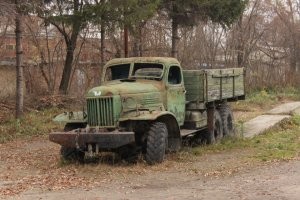 а у нашего радиаторная решетка вертикальная...