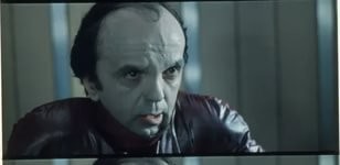 Вот дымят трубы заводов Туранчокса.