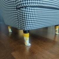 Такие в Леруахе по 250 продаются.