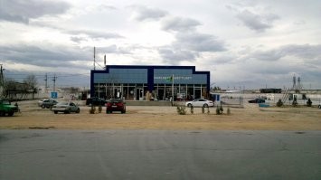 По поводу запрета на цвета автомобилей. Фото из Ашхабада. Весь остальной пост такой же пи.з.деж.