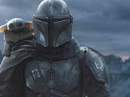 Добрый поступок: таксист из Новосибирска помог растерявшимся старикам