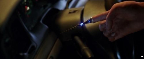 Семья подростка, погибшего в автоаварии, подала в суд на компанию Tesla