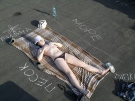 Чем вам нынче не тропики ?