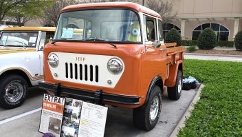 Джип Ван уже был... и весьма хорош, я-б сказал!
jeep forward control 1956