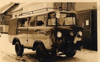 работы довольно качественны. правда все похожи на делику d3 в обвесах и с лифтом)и ещё одно но, буханку слямзили с jeep fc
так что буханка в виде jeep-a была в реале, и раньше чумазика.