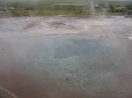 Немного дополню автора. Одни из многих мест по которым возят туристов.