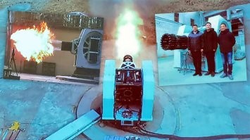 Это "проба пера", не более. Тот же АК-630М-2 «Дуэт» конструктивно надежнее.
На фото - "Тип 1130" с 11 33мм стволами.
CIWS общее название подобных средств - Close-in weapon system.

И где фото, на котором видно?