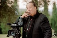 "Ослик, любовник и я"
О! Тинто Брасс снова в седле!!!