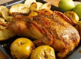 Гуся в духовку, с яблоками.