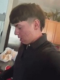 на 11-ой - я бы сказал - постанова, потому-что ну нельзя быть таким тупым, но похоже таки нет - очень уж натурально оwhуел, когда тряпкой по 2,718балу получил...