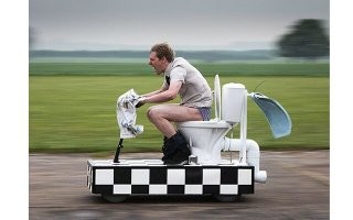 Там дриссан ещё в кадр не вошёл