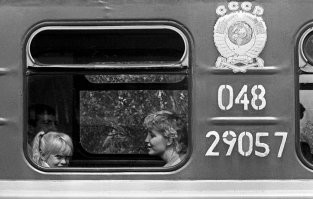 хорошие воспоминания от поездок в поезде из детства остались...