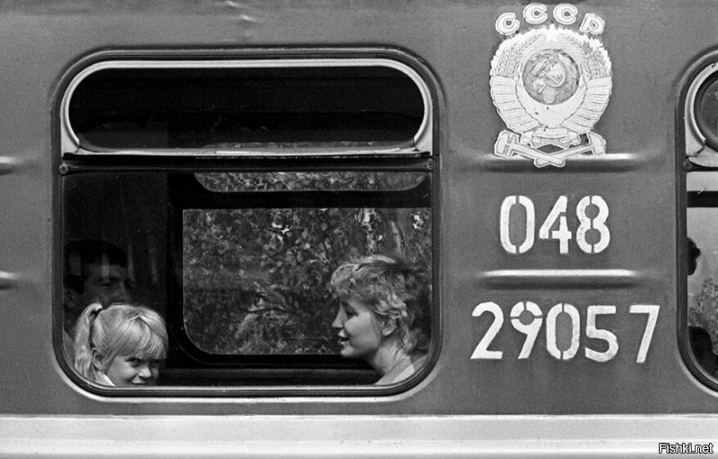 хорошие воспоминания от поездок в поезде из детства остались...