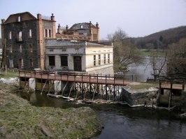 заброшенная водяная мельница, не помню где снимал