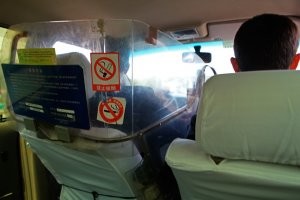 Как раз недавно видел статью в инете, о том, что Башкирия является лидером по кол-ву преступлений в России, почти по всем тяжелым статьям. Работая в таком месте таксистом, первое, что я бы сделал, это изолировал водительское место, как это делают в Китае и еще много где.