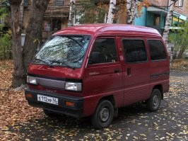 Daewoo Damas. Производится в Узбекистане. 6 местный.